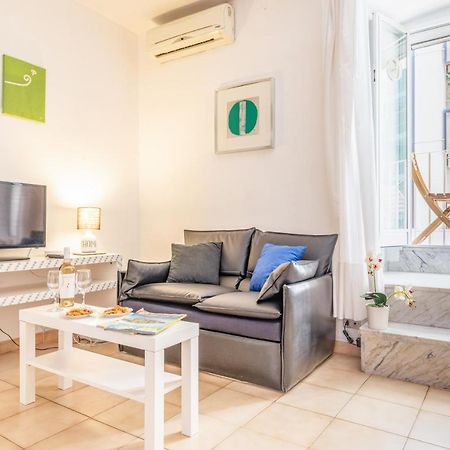 Stazione Centrale & Universita Lovely Apartment Бари Экстерьер фото